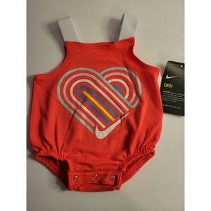 Nike Dri-Fit Romper Creeper Bodysuit Heart Swoosh Baby Infant Girls Size 3m